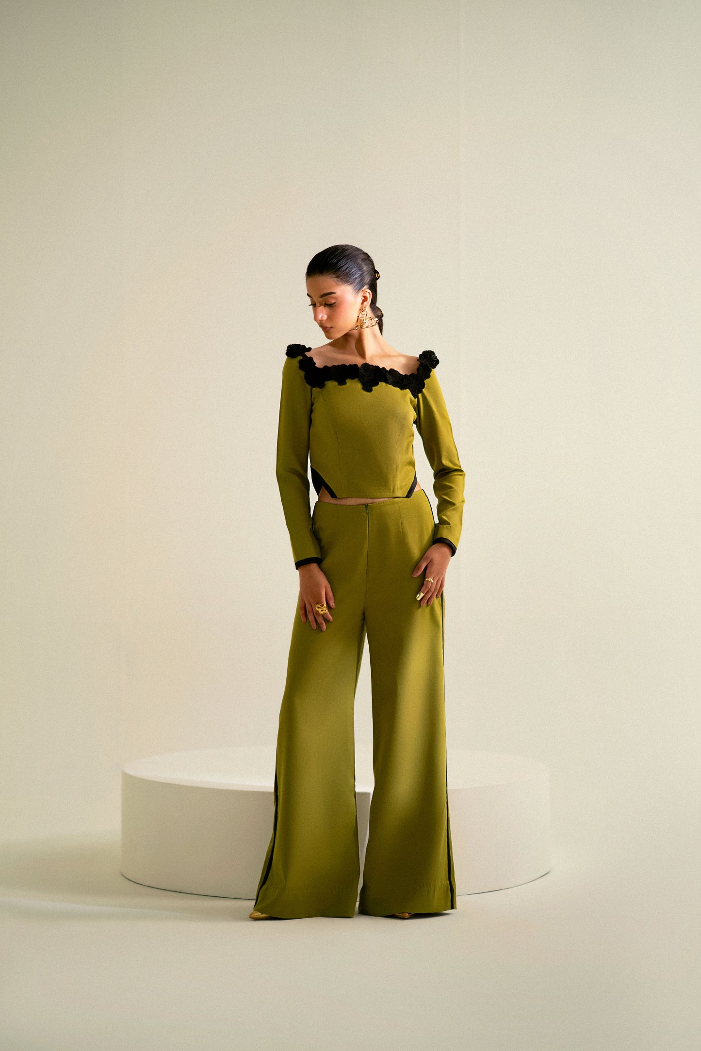 Olive Glamour