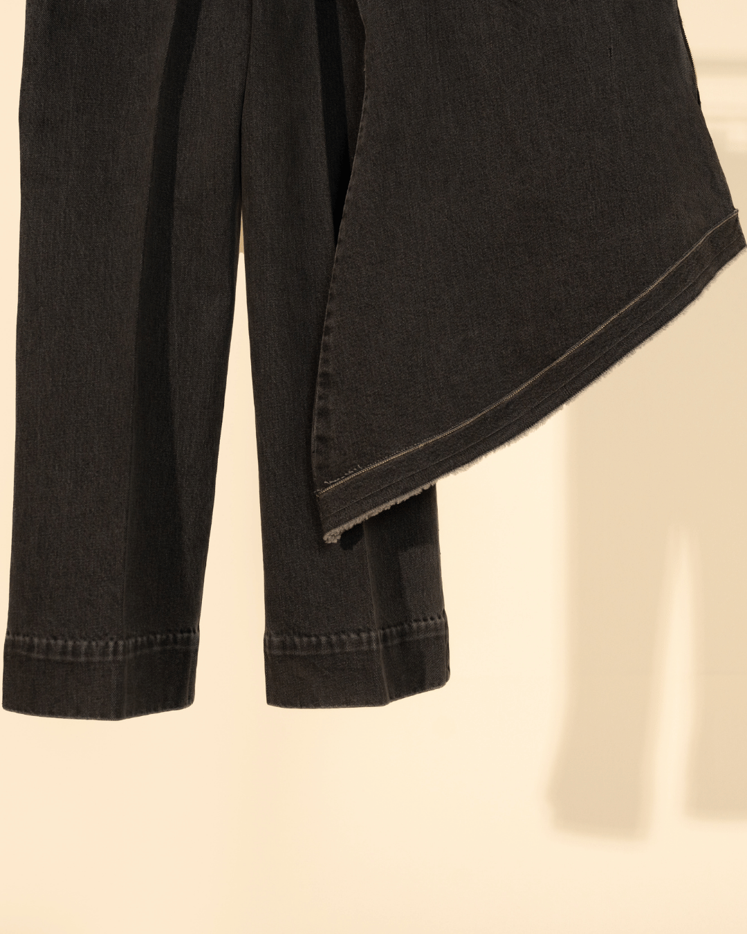 BEDAZZLED SET BOTTOM