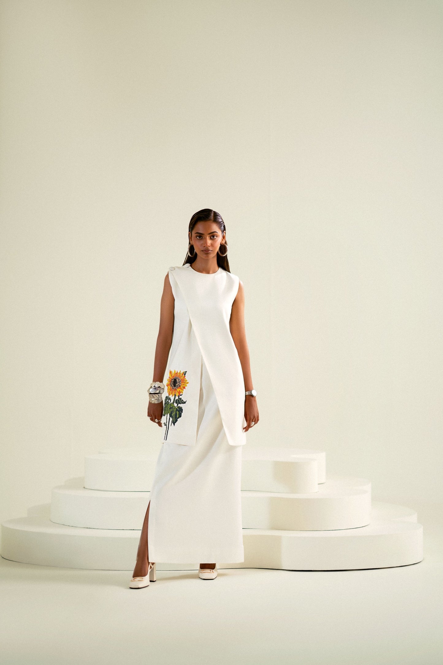 Double slit skirt