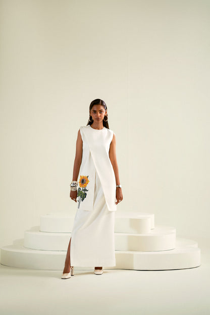 Double slit skirt